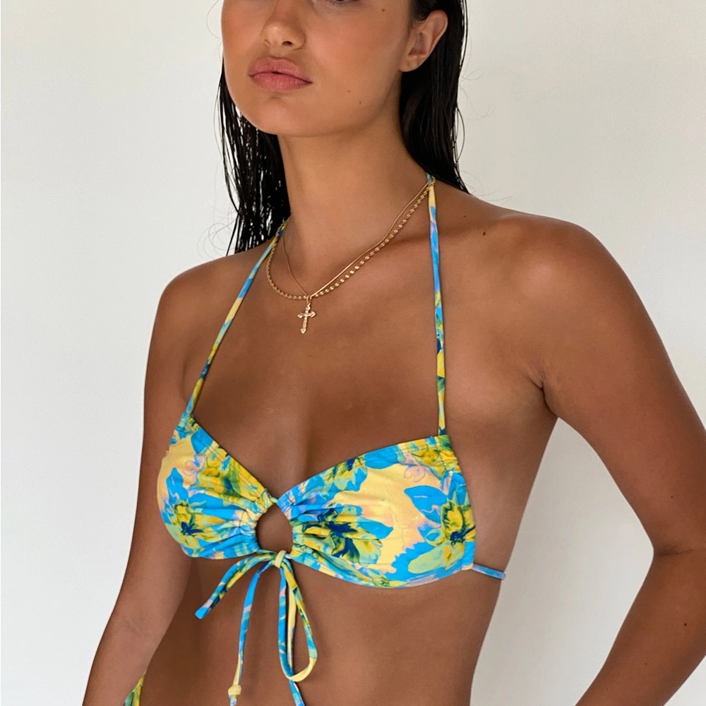 MOTEL Floral Bikini Top in Blue and Yellow